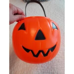 Vintage Pumpkin Empire Trick or Treat Grommets Blow mold like EUC Plastic